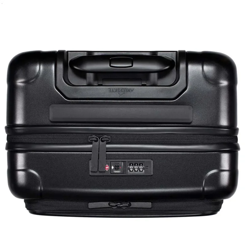 Arlo Skye Carry-on Luggage<The Zipper Carry-On Max with Front Pocket