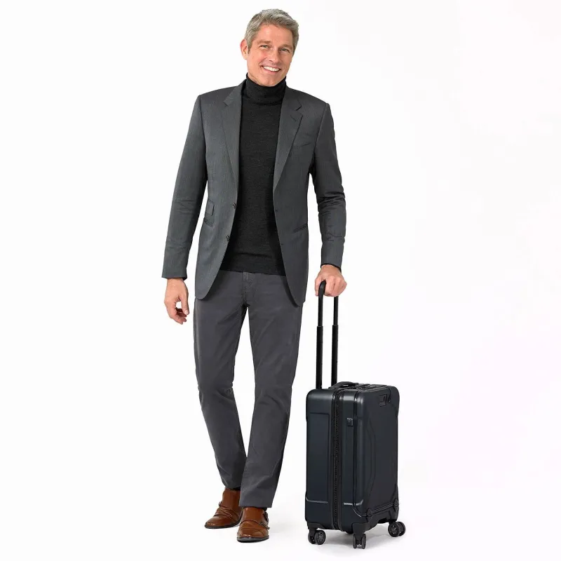 Briggs & Riley Carry-on Luggage<Briggs and Riley Torq QU22SP Domestic Carry on Spinner Stealth