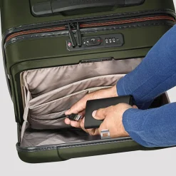 Briggs & Riley Carry-on Luggage<Briggs and Riley Torq QU221SP International Carry on Spinner Hunter