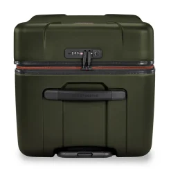 Briggs & Riley Rolling Spinner|Checked<Briggs and Riley Torq QUT228SP Medium Trunk Spinner | Altman Hunter
