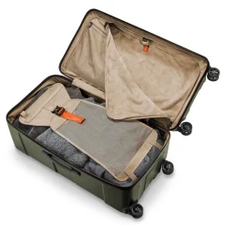 Briggs & Riley Rolling Spinner|Checked<Briggs and Riley Torq QUT232SP Extra Large Trunk Spinner | Altman Hunter