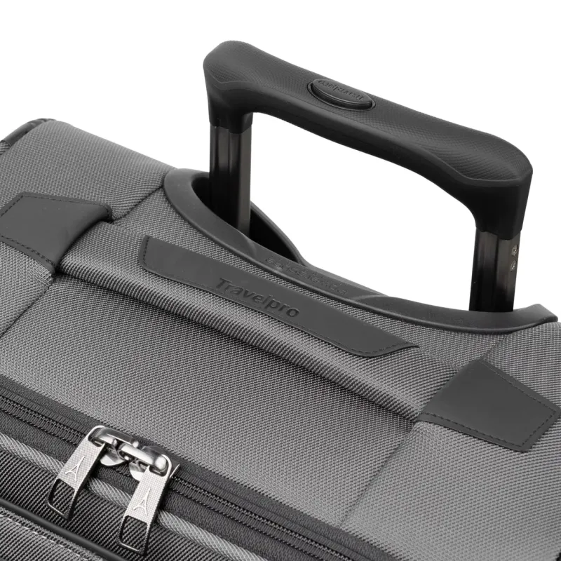 Travelpro Carry-on Luggage<Crew Classic Carry-On Expandable Rollaboard
