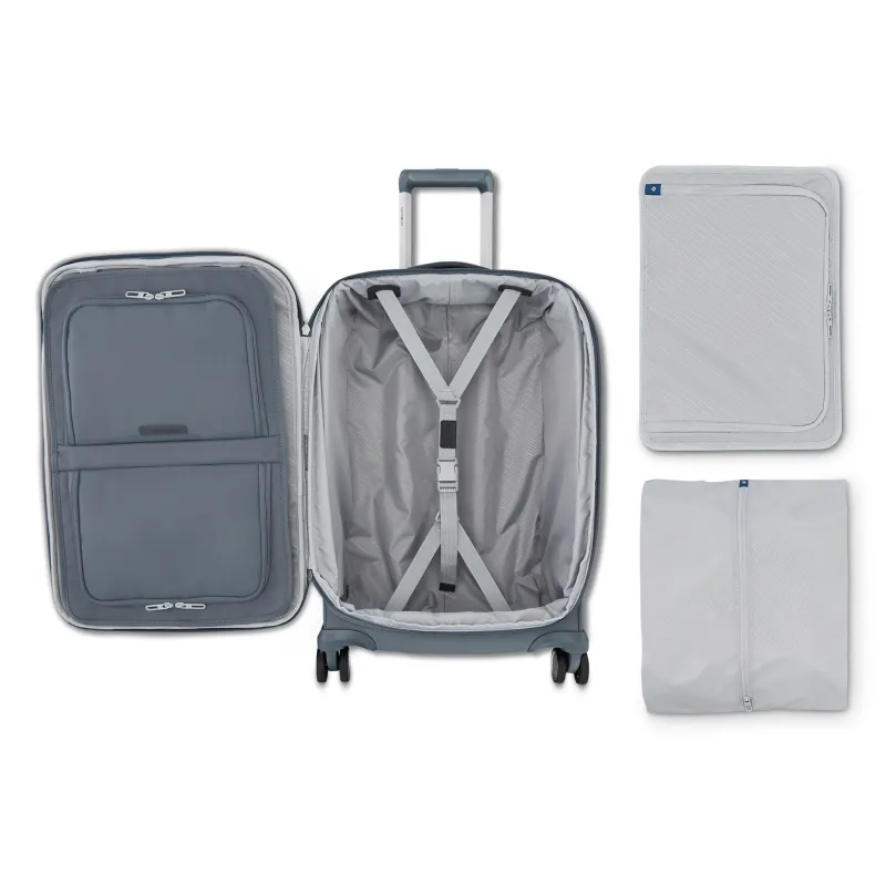 Samsonite Softside<ELEVATION PLUS SOFTSIDE CARRY-ON SPINNER