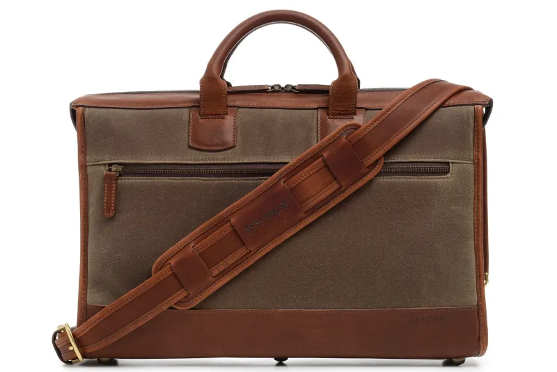 Korchmar Business Cases<Sawyer