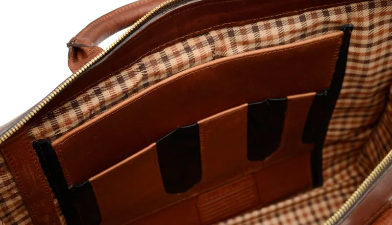 Korchmar Business Cases<Sawyer