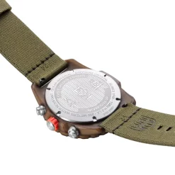 Luminox Men's Watches<Bear Grylls Survival ECO Master 45 mm, Sustainable outdoor wat