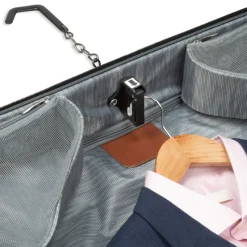 Ricardo Softside|Garment Bags<Montecito 2.0 Softside Rolling Garment Bag