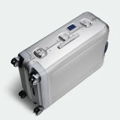 Zero Halliburton Carry-on Luggage<Pursuit Aluminum Medium Travel Case Silver